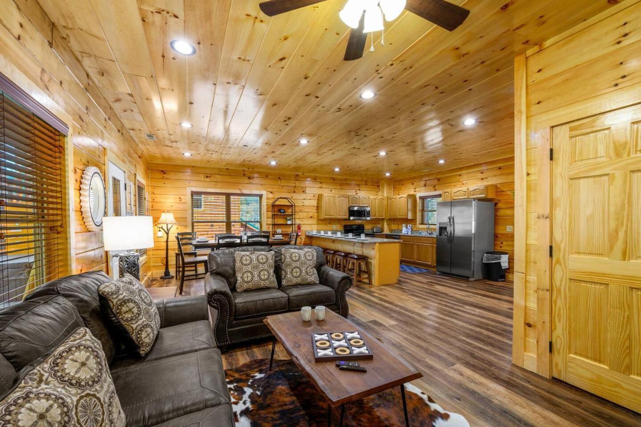 5Bd5B Escape Cabin With 2 Hottubs, Thtr &Game Rm,1Mi To The Parkway! 4Mi To Dollywood - Spring Deal Pigeon Forge Zewnętrze zdjęcie
