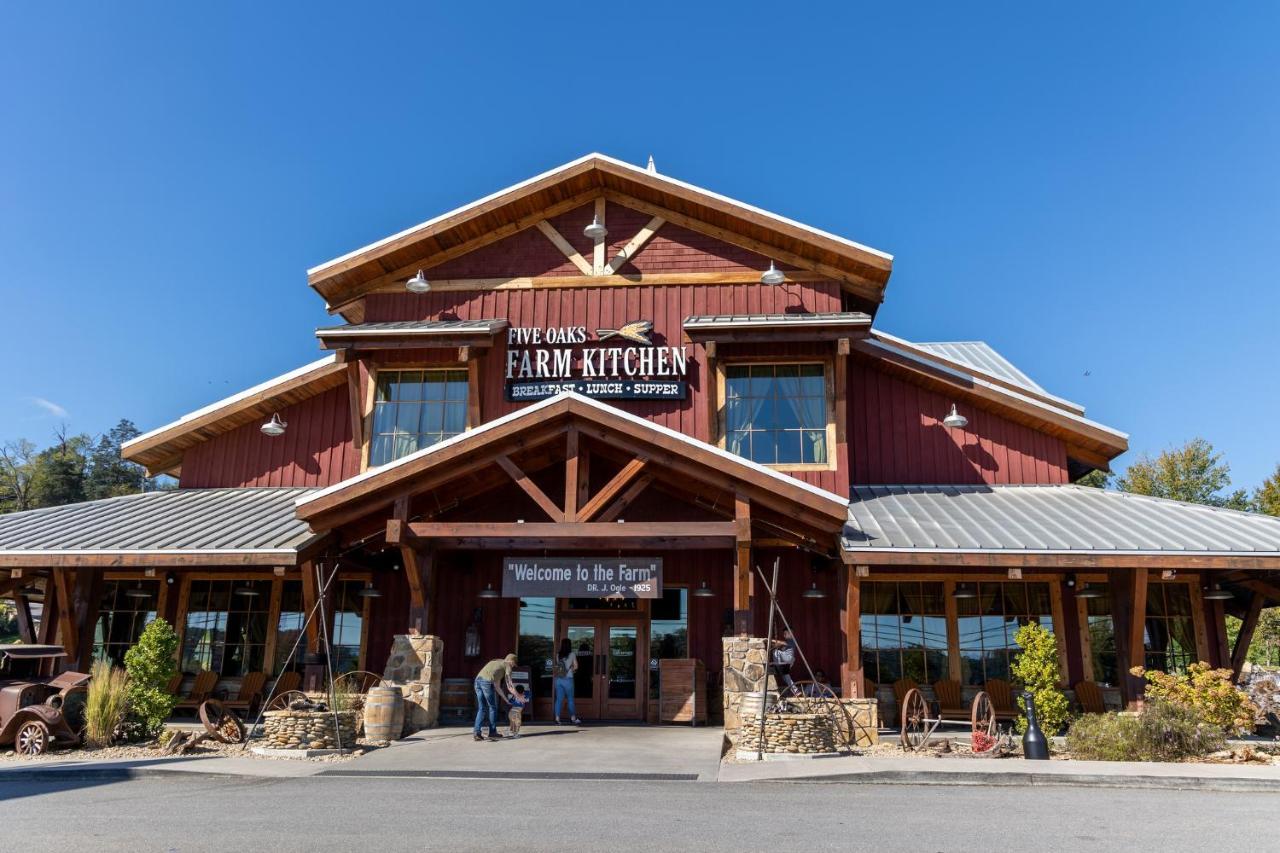 5Bd5B Escape Cabin With 2 Hottubs, Thtr &Game Rm,1Mi To The Parkway! 4Mi To Dollywood - Spring Deal Pigeon Forge Zewnętrze zdjęcie