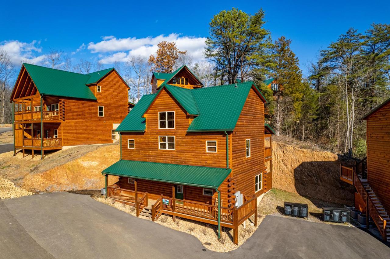 5Bd5B Escape Cabin With 2 Hottubs, Thtr &Game Rm,1Mi To The Parkway! 4Mi To Dollywood - Spring Deal Pigeon Forge Zewnętrze zdjęcie